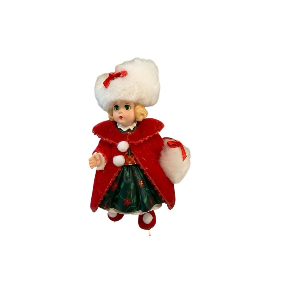 Madame Alexander‎ Christmas Holly Ice Skater Hallmark Ornament (1998) - NO BOX